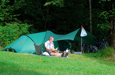 emplacements tradition ou bivouac au camping de Lourdes